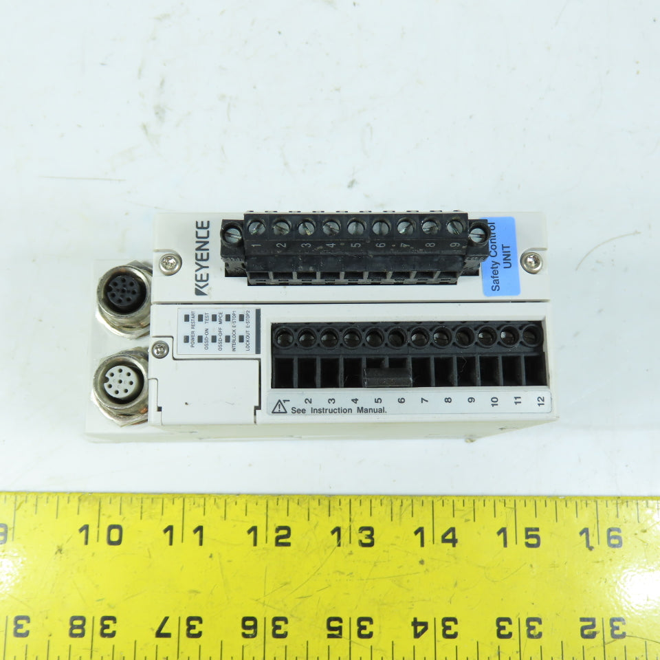 Keyence SL-R11E Safety Control Unit Relay 24VDC PNP Type 4 IP20