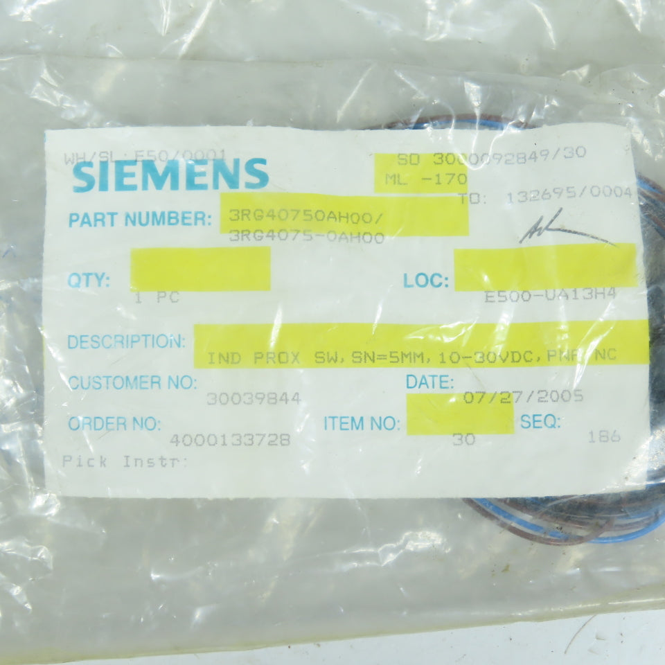 Siemens 3RG4075-0AH00 Inductive Proximity Switch 18mm PNP NC 10-30V