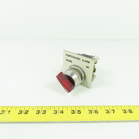 Allen-Bradley 800T-16HR17KB6AX 2-Position Illuminated Selector Switch 120VAC
