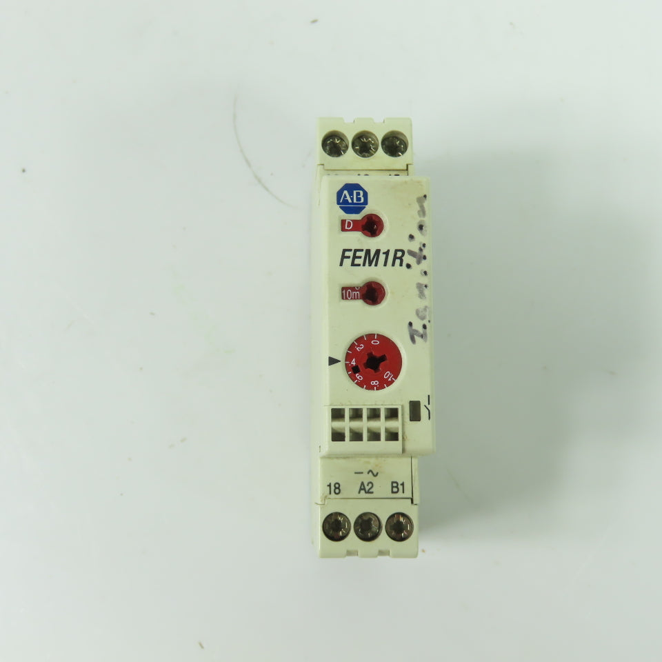 Allen-Bradley 700-FEM1RU22 Electronic Timing Relay 110-240VAC 24VDC 0.5s-1h SerB