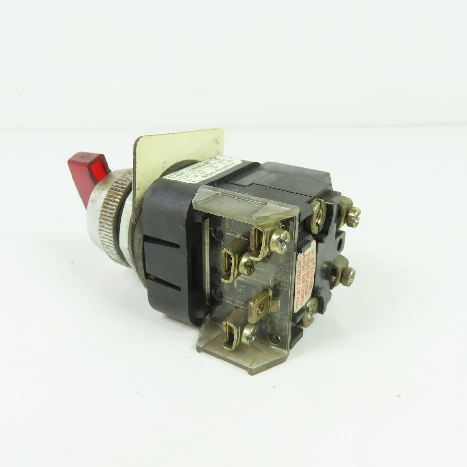 Allen-Bradley 800T-16JR20KQ1MX Red Illuminated Selector Switch 120VAC