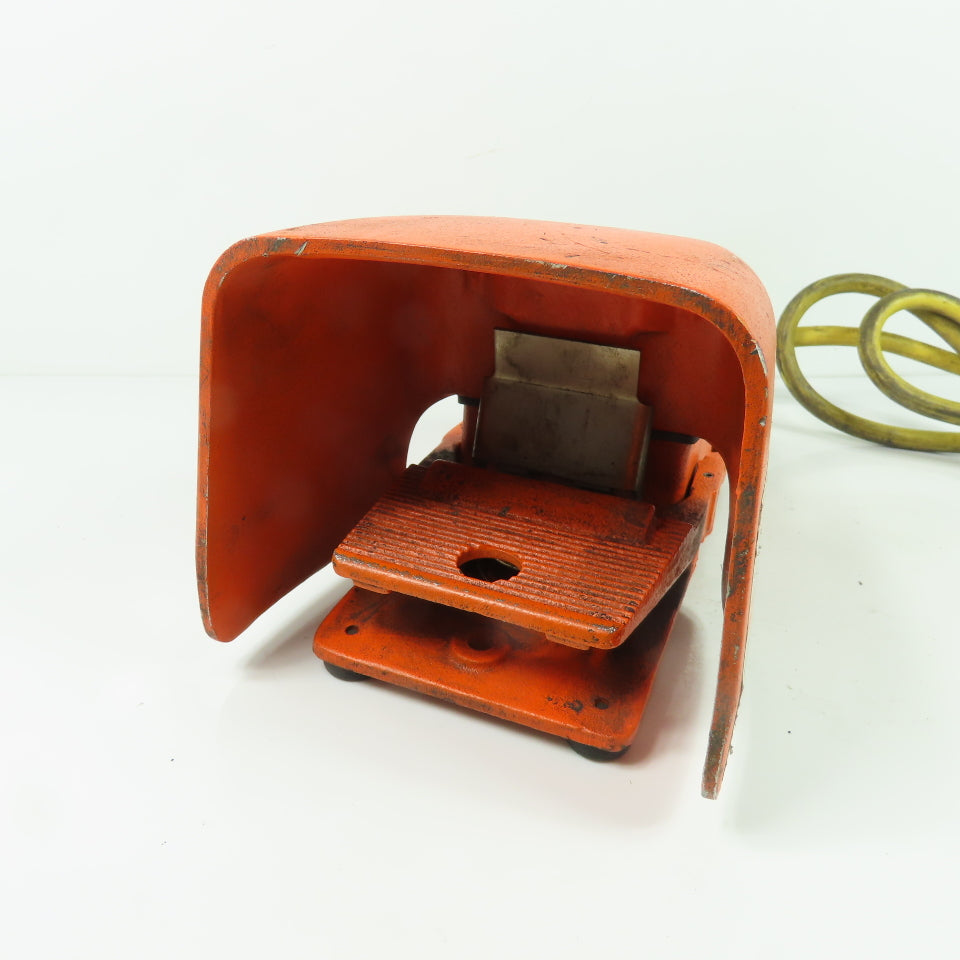 Linemaster Switch Corp 511-B40 Hercules Foot Switch 15A 125-250VAC 1HP