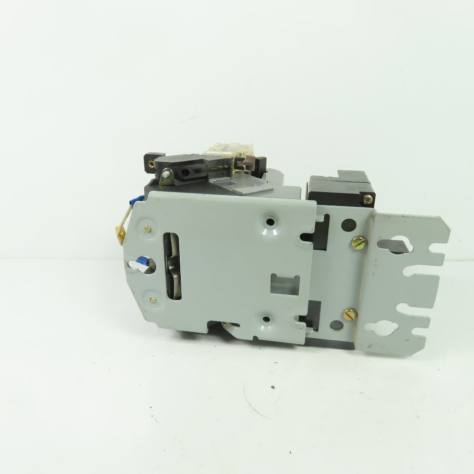 Furnas 14DP32A* Size 1 Magnetic Motor Starter 27A 600VAC 120V Coil Ser B