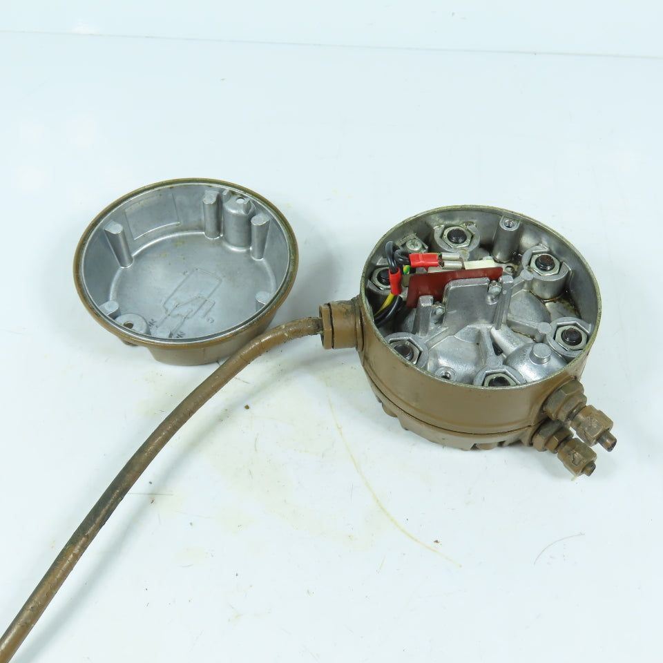 Burgmann V92011 BB Internal Compressor Switch Component 10A 250VAC