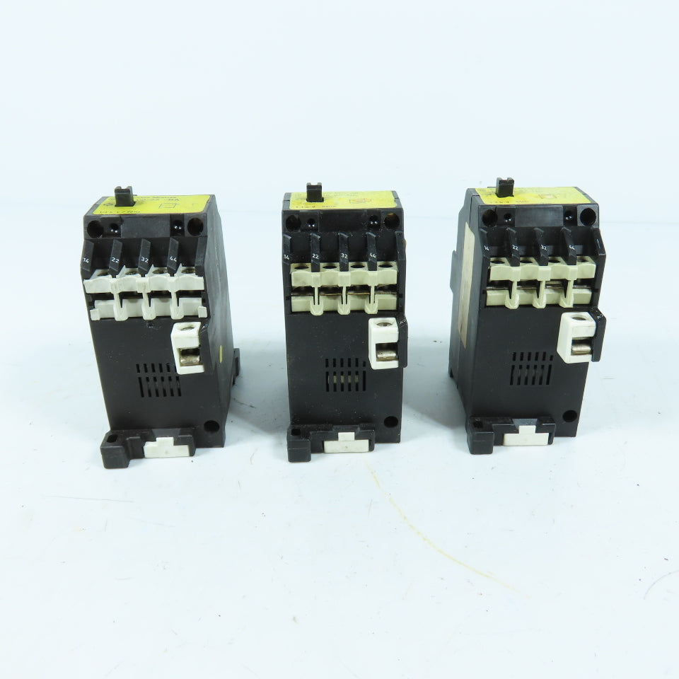 Klockner-Moeller DIL 08-22-NA Motor Starter Contactors 115V 60Hz 300VAC Lot of 3