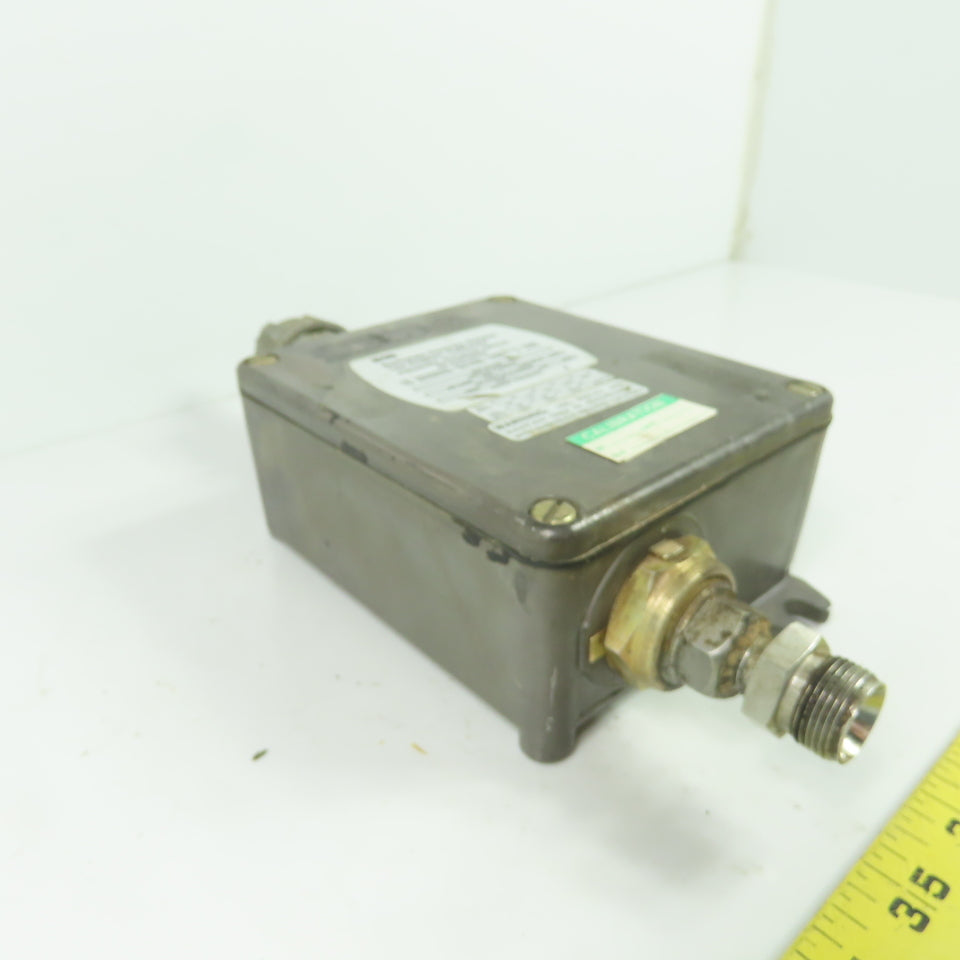 Barksdale B2T-A12SS Pressure Actuated Switch 50-1200 PSI 1800 PSI Proof