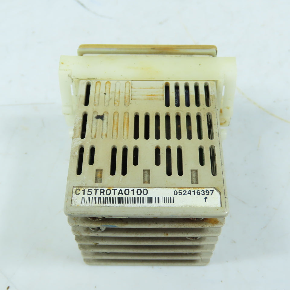 Yamatake C15TROTA0100 SDC15 Digital Single Loop Controller 100-240VAC