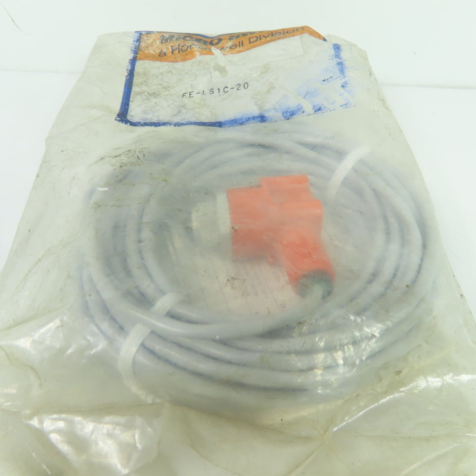 Micro Switch FE-LS1C-20 Photoelectric Sensor Light Source NEW