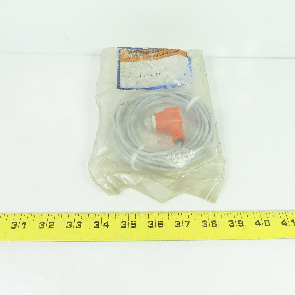 Micro Switch FE-LS1C-20 Photoelectric Sensor Light Source NEW