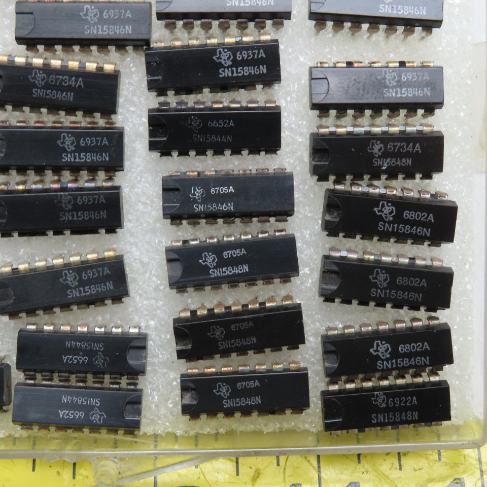 Texas Instruments 6918A SN15848N Integrated Circuit Misc Lot Of 45