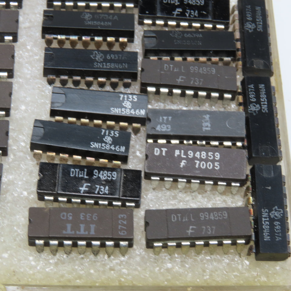 ITT 944 5D 6721 Integrated Circuit Misc Lot Of 49