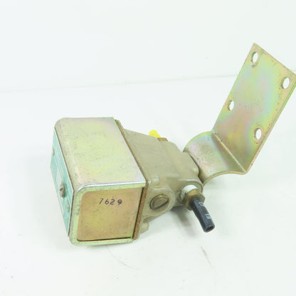 Penn Controls V11HAA-100 Air Shut-Off Valve 110/120V 30 PSI