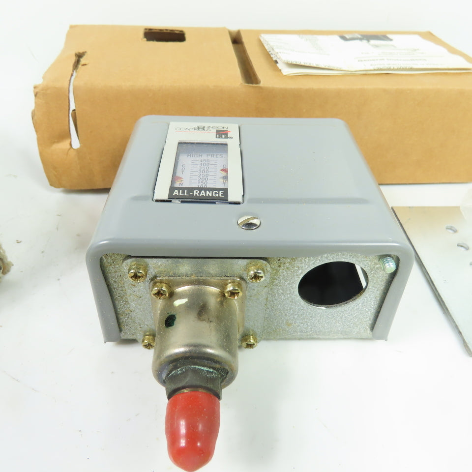 Johnson Controls P170CA-3C High Pressure Control 50-450 PSIG 1/4" Male Flare
