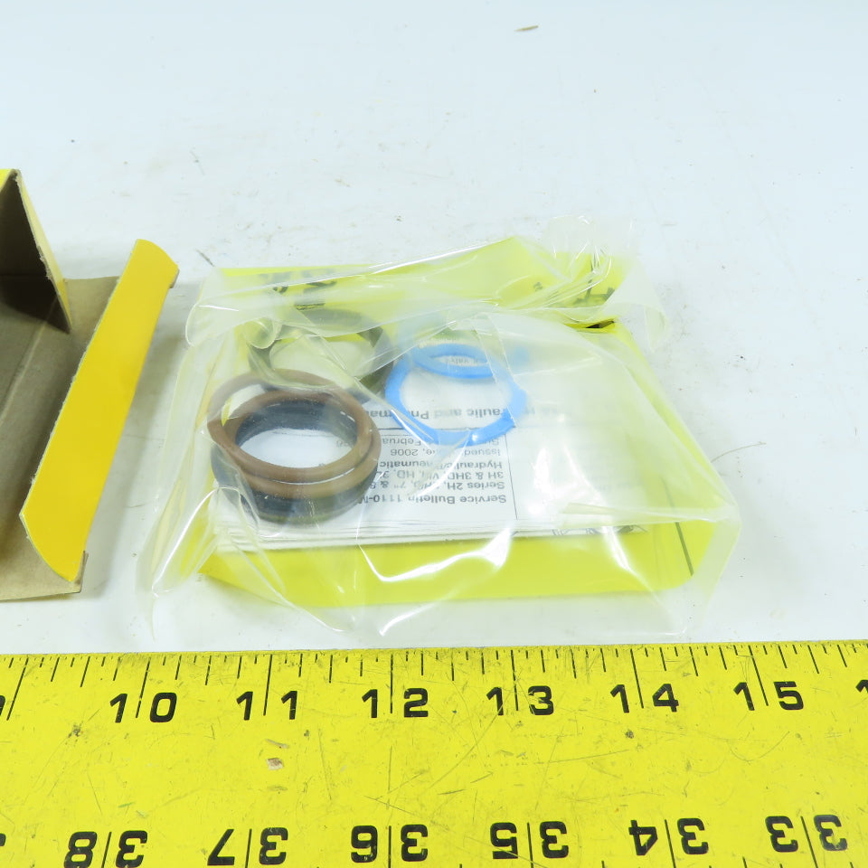 Parker PK152HLL05 1-1/2" Viton Piston Seal Kit