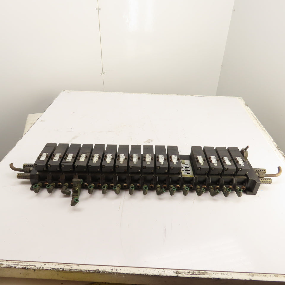 Parker F51VXBG023A 16 Station Pneumatic Solenoid Valve Manifold 120V (15 Valves)