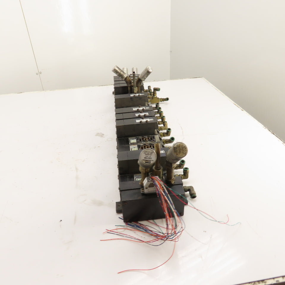 Parker F5165BGF23A Solenoid Valve Manifold Assembly 120V 145 PSI Max (9 Valves)