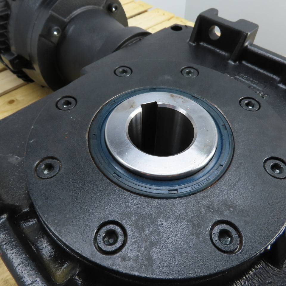 Swedrive 1LA71302AA12-Z F125E0 Gear Motor 32:1 Ratio 5.5kW 460V 3Ph 110RPM