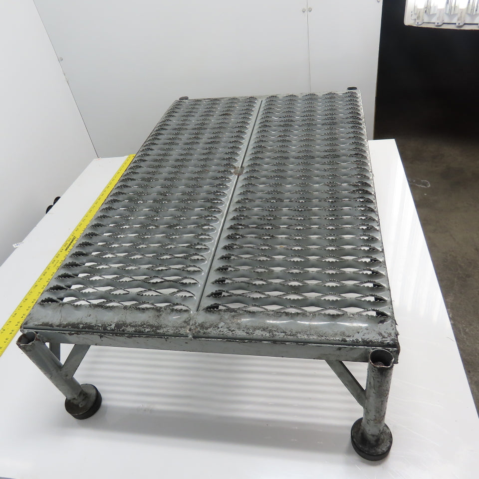 Uline 36" x 24" Steel Serrated Work Platform 6"-9" Height