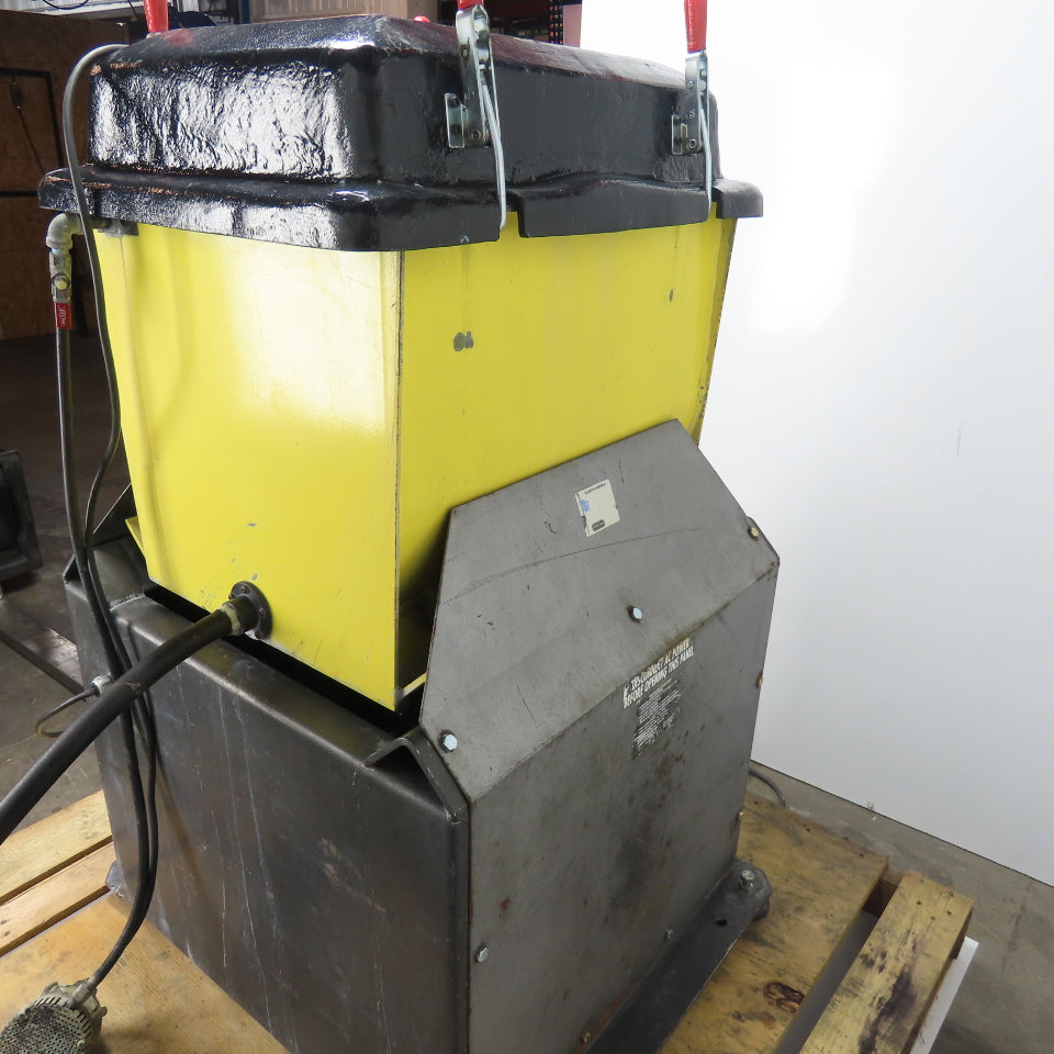 Burr King Vibra King 25 2.5 Cubic FT Vibratory Bowl Finisher 3/4HP 115V 1Ph