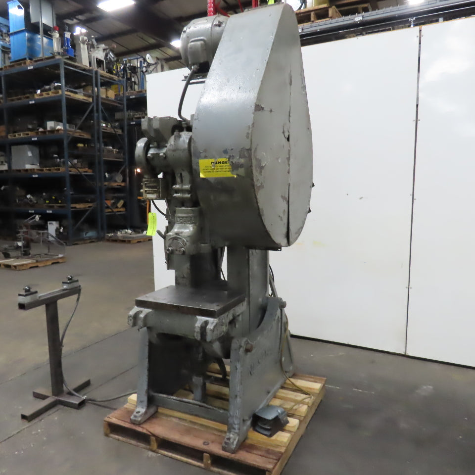 Niagara A3 45 Ton Mechanical Punch Press 2HP 220/440V 2.5" Stroke 8.5"x 12" Bed