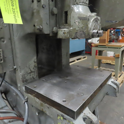 Niagara A3 45 Ton Mechanical Punch Press 2HP 220/440V 2.5" Stroke 8.5"x 12" Bed