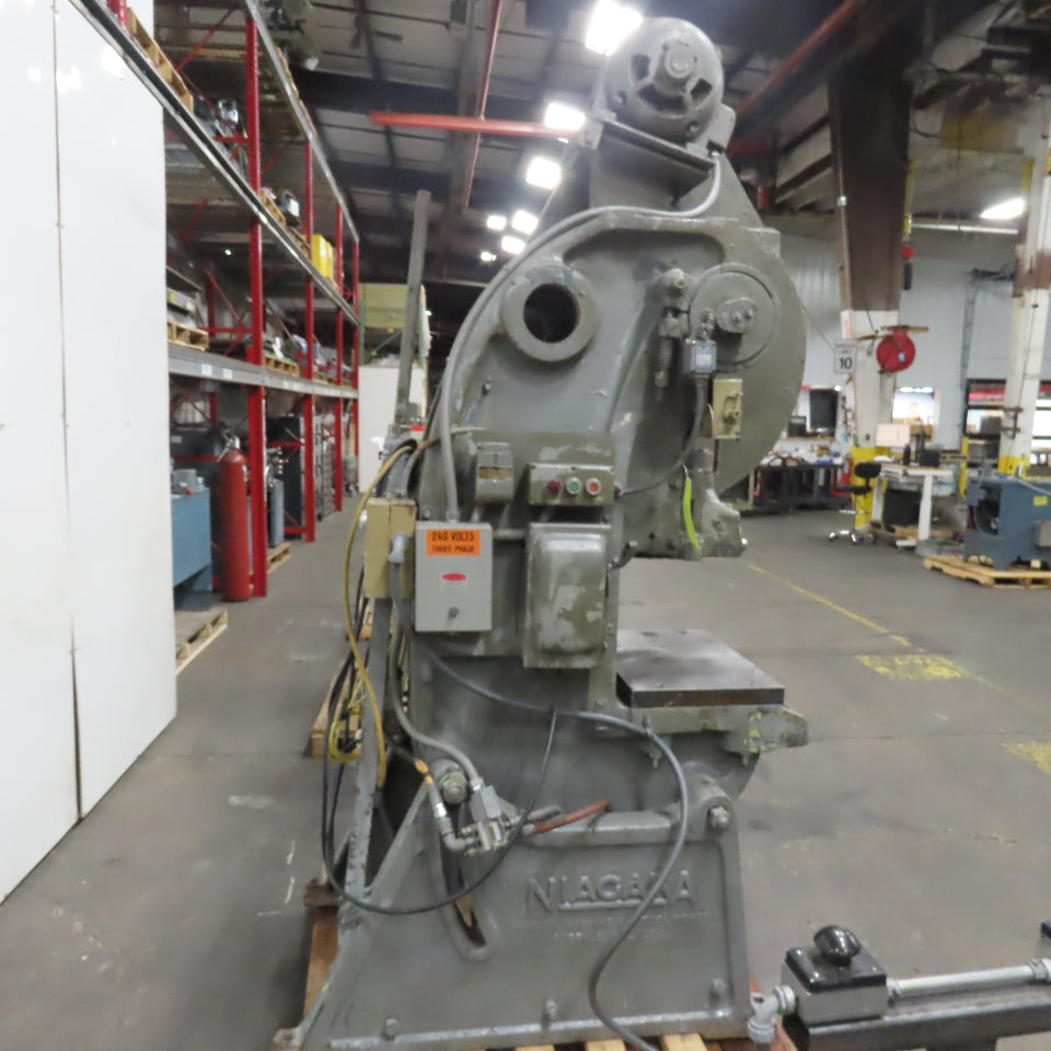 Niagara A3 45 Ton Mechanical Punch Press 2HP 220/440V 2.5" Stroke 8.5"x 12" Bed