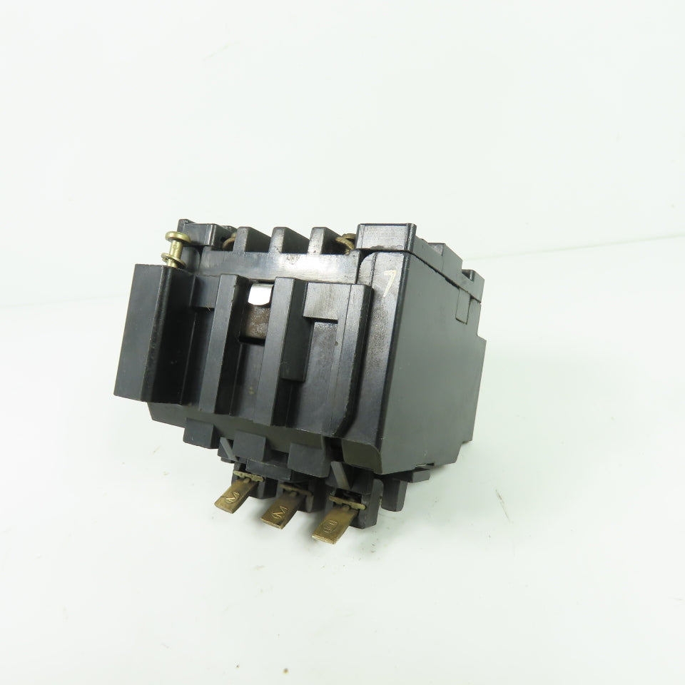 Square D 8736 NEMA Size 1 Magnetic Contactor 3Ph 600V 120V Coil