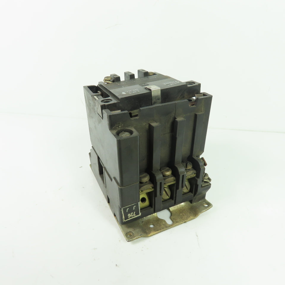 Square D 31041-400-42 Magnetic Contactor 120V 60Hz 110V 50Hz