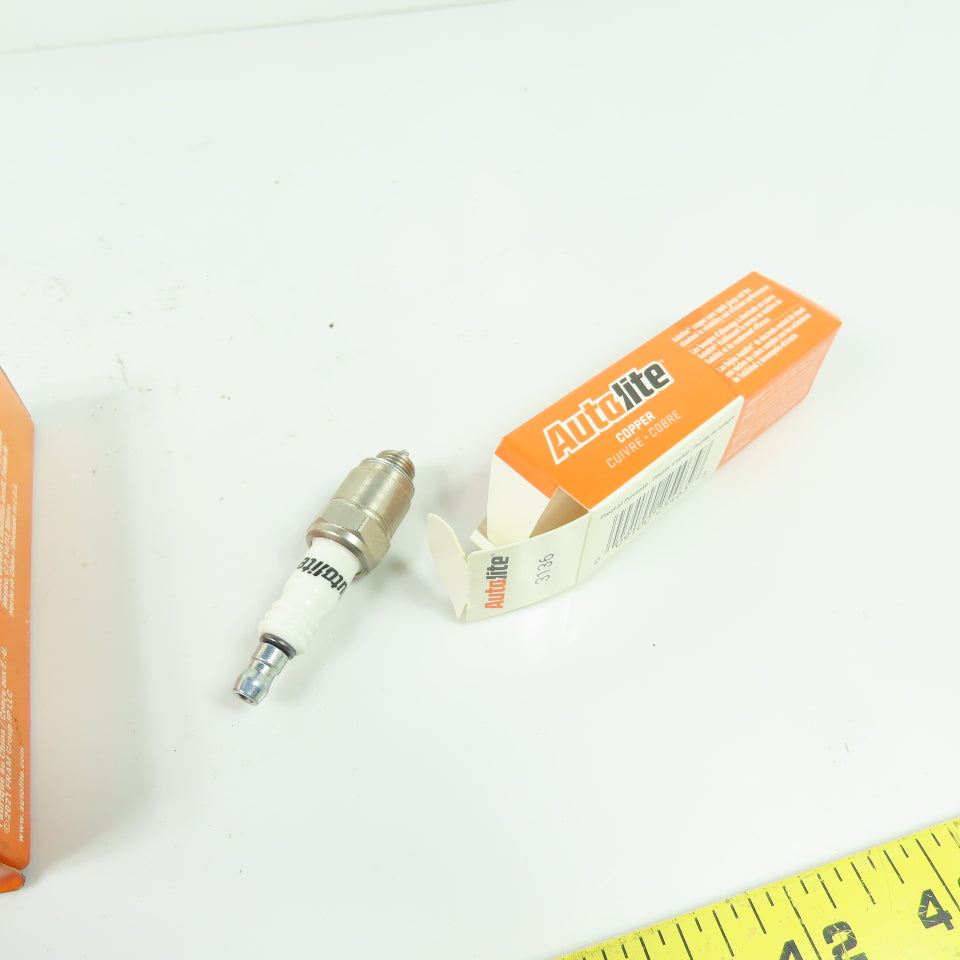 Autolite 3136 Copper Core Resistor Spark Plugs new Lot of 9