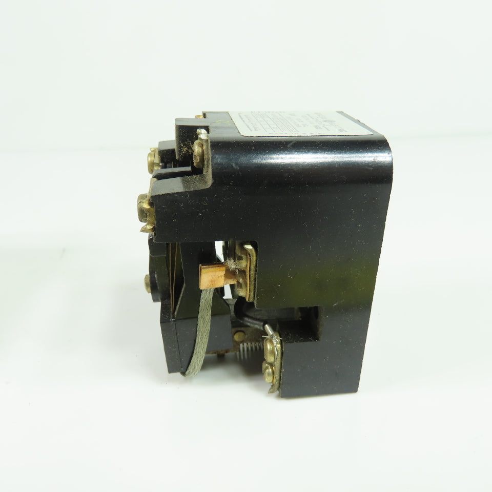 General Electric CR2790E100H32 10A 2-Pole 2-Throw Control Relay 32VDC NEW