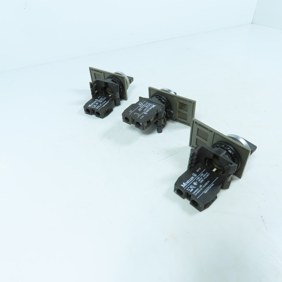 Moeller EK10 2-Position Selector Switches W/NO Contact Blocks 600V 10A Lot of 3