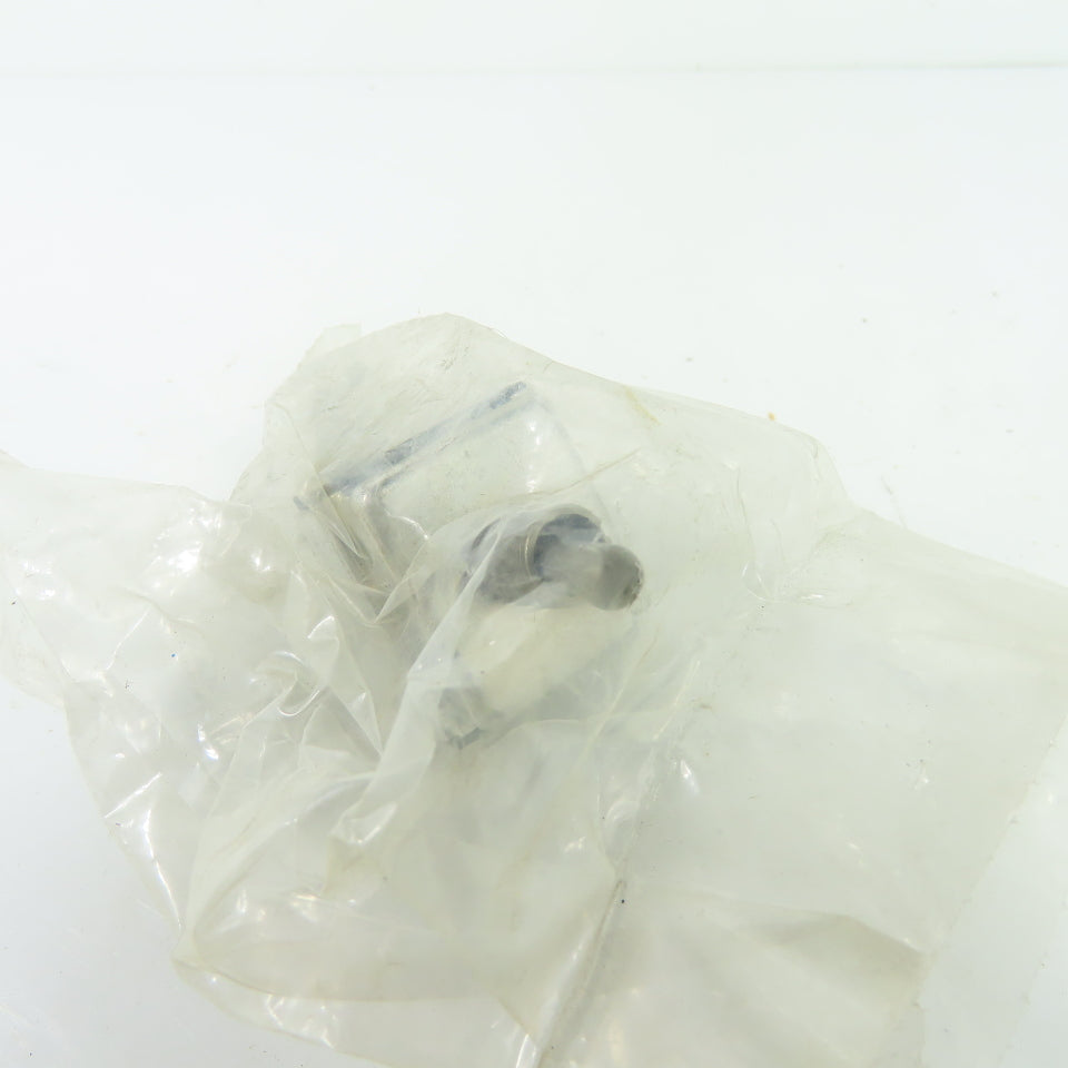 Cutler-Hammer MS25068-23 7664K5 Toggle Switch NEW