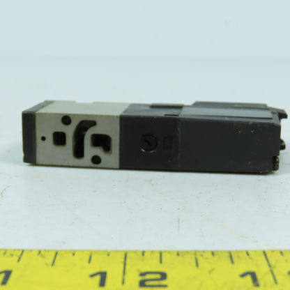 SMC VZ314M Pneumatic Solenoid Valve 24VDC 3-Port 0.15-0.71MPa