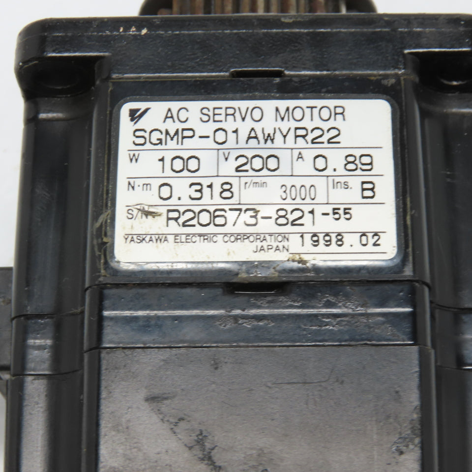 Yaskawa SGMP-01AWYR22 AC Servo Motor 100W 200V 3000RPM