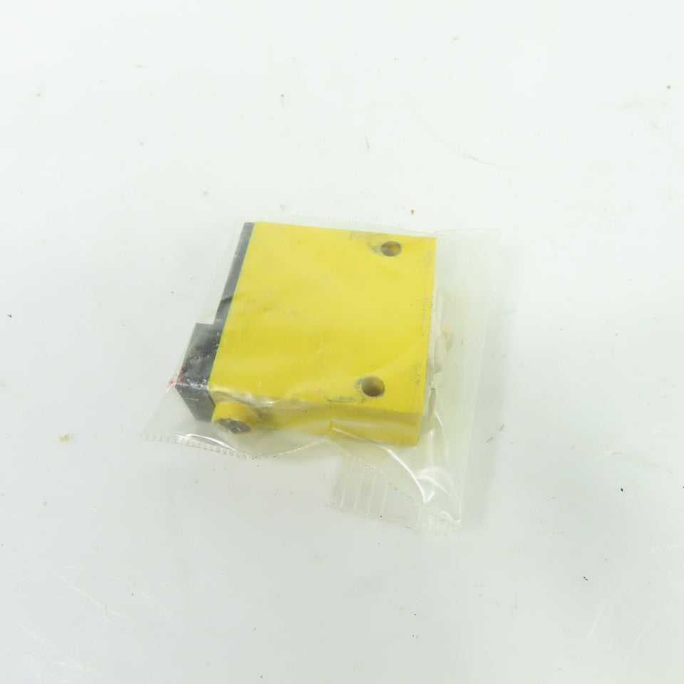 Banner SM31EQD Mini-Beam Emitter Photoelectric Sensor 10-30VDC