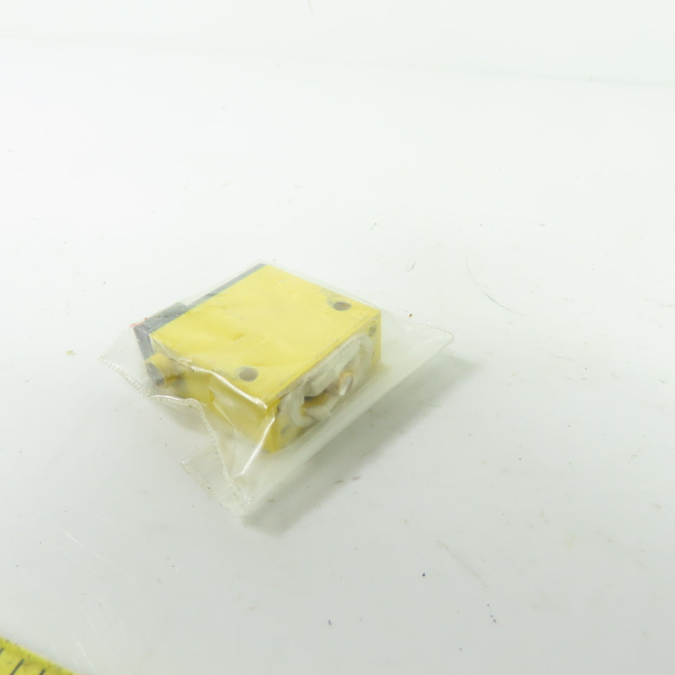 Banner SM31EQD Mini-Beam Emitter Photoelectric Sensor 10-30VDC