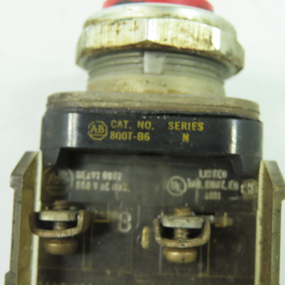 Allen-Bradley 800T-B6 Red Flush Push Button Operator 600VAC Max