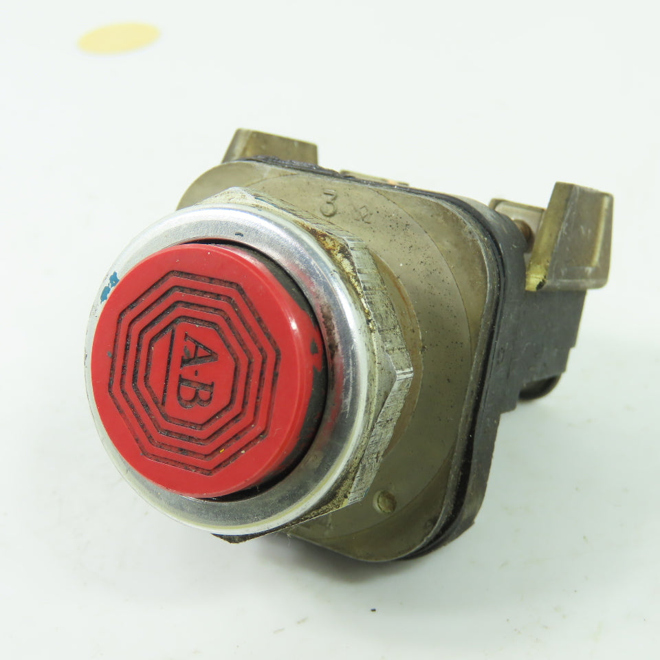 Allen-Bradley 800T-B6 Red Flush Push Button Operator 600VAC Max