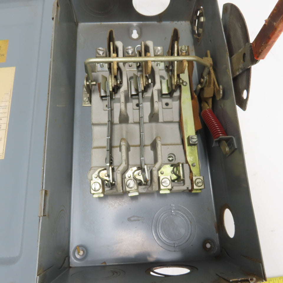 Cutler-Hammer DL323* 100A 3-Pole 240VAC Safety Disconnect Switch