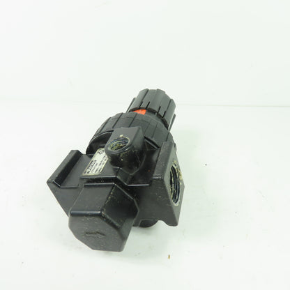 Parker 07R413AC Pneumatic Air Pressure Regulator 250 PSI 175 F 3/4" NPT