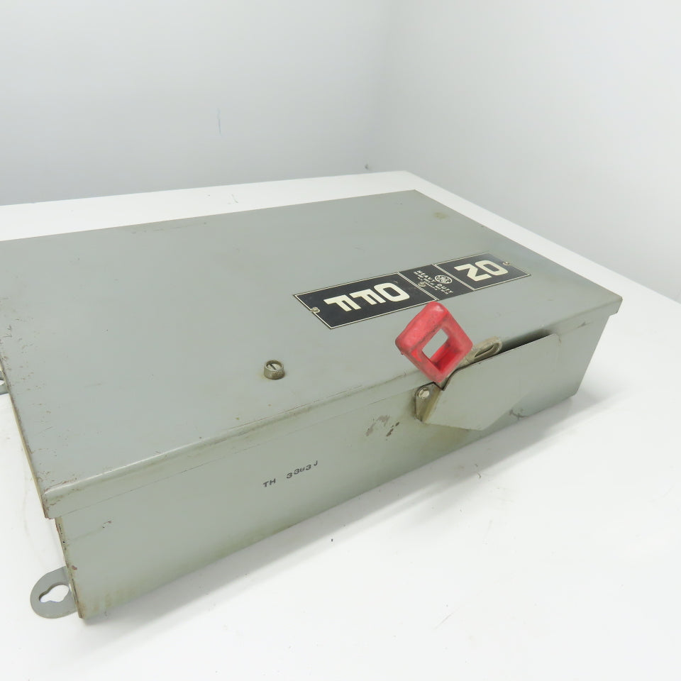 General Electric TH3363J 100A Fusible Safety Disconnect Switch 600VAC 250VDC
