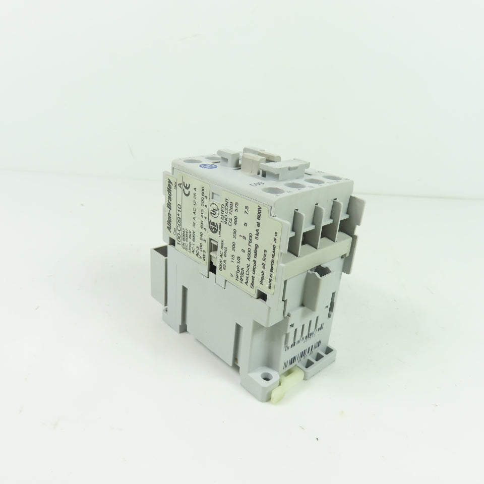 Allen-Bradley 100-C09*10 Contactor 110/120V Coil 3-Pole 32A W/ 100-FSC280