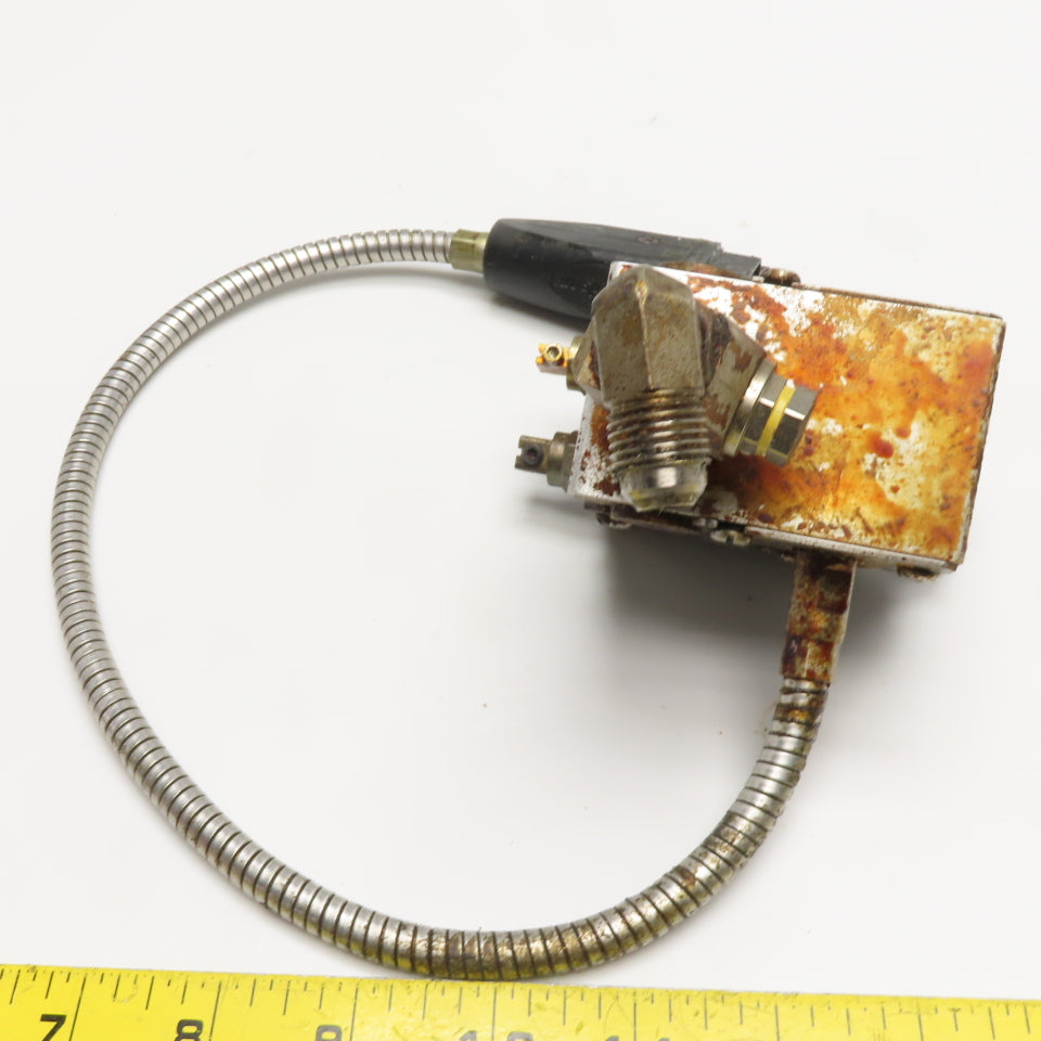 Nordson BCM-SLBS-STD02AC 8514160 Industrial Heater Applicator Head 240V 200W