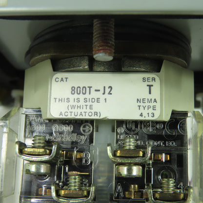 Allen-Bradley 800T-J2 Selector Switch in Hoffman Enclosure 13 3.5"x3.25"x3"