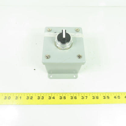 Allen-Bradley 800T-J2 Selector Switch in Hoffman Enclosure 13 3.5"x3.25"x3"