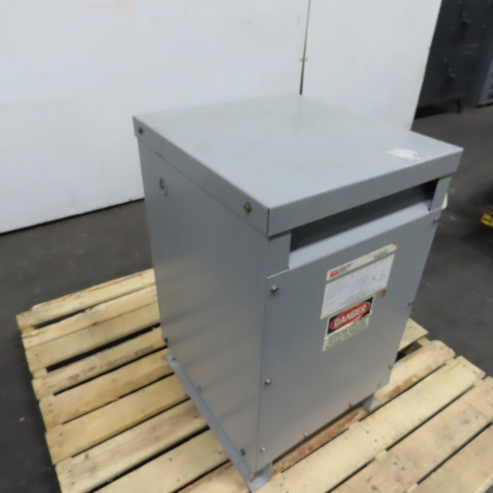 Federal Pacific FH11CFMD-3 11 KVA Dry Type Transformer 460VPri 460Y/266V Sec 3Ph