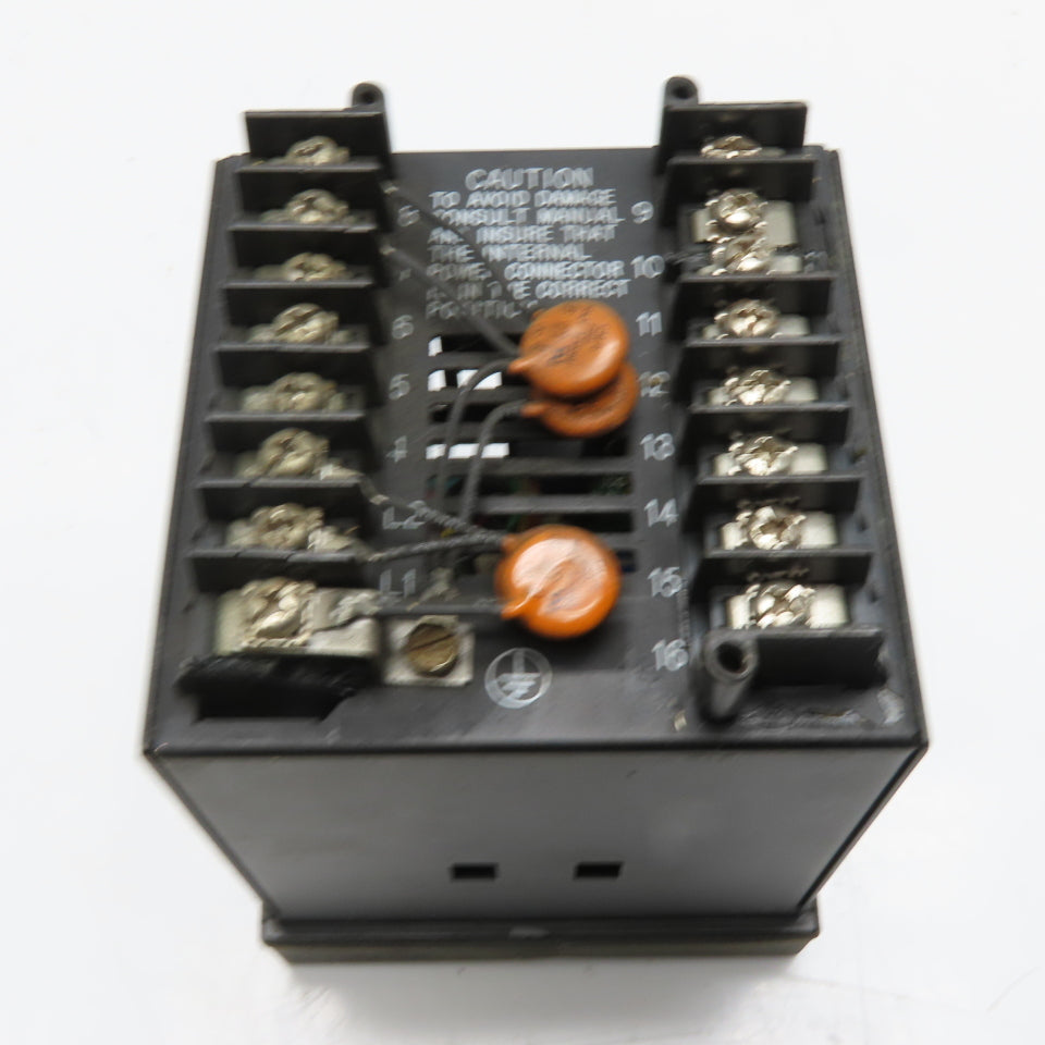 Honeywell UDC2000 MINI-PRO Digital Controller 120VAC 50/60Hz 10VA