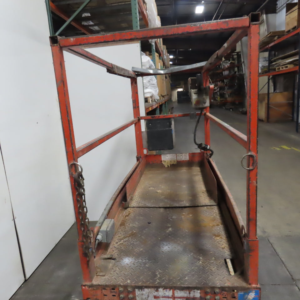 Skyjack SJ III - 3219 Man Lift Scissor Lift 19' Height 24V 550lb Capacity 397Hr.