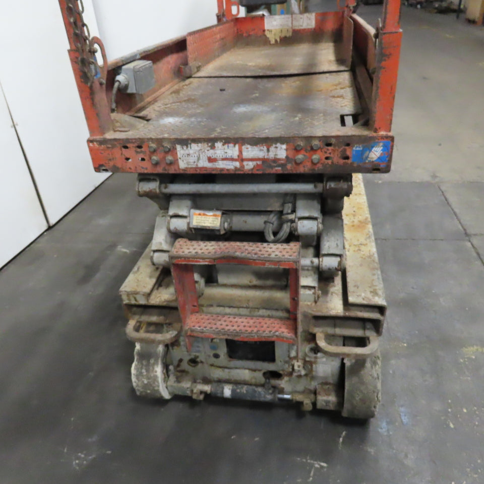 Skyjack SJ III - 3219 Man Lift Scissor Lift 19' Height 24V 550lb Capacity 397Hr.