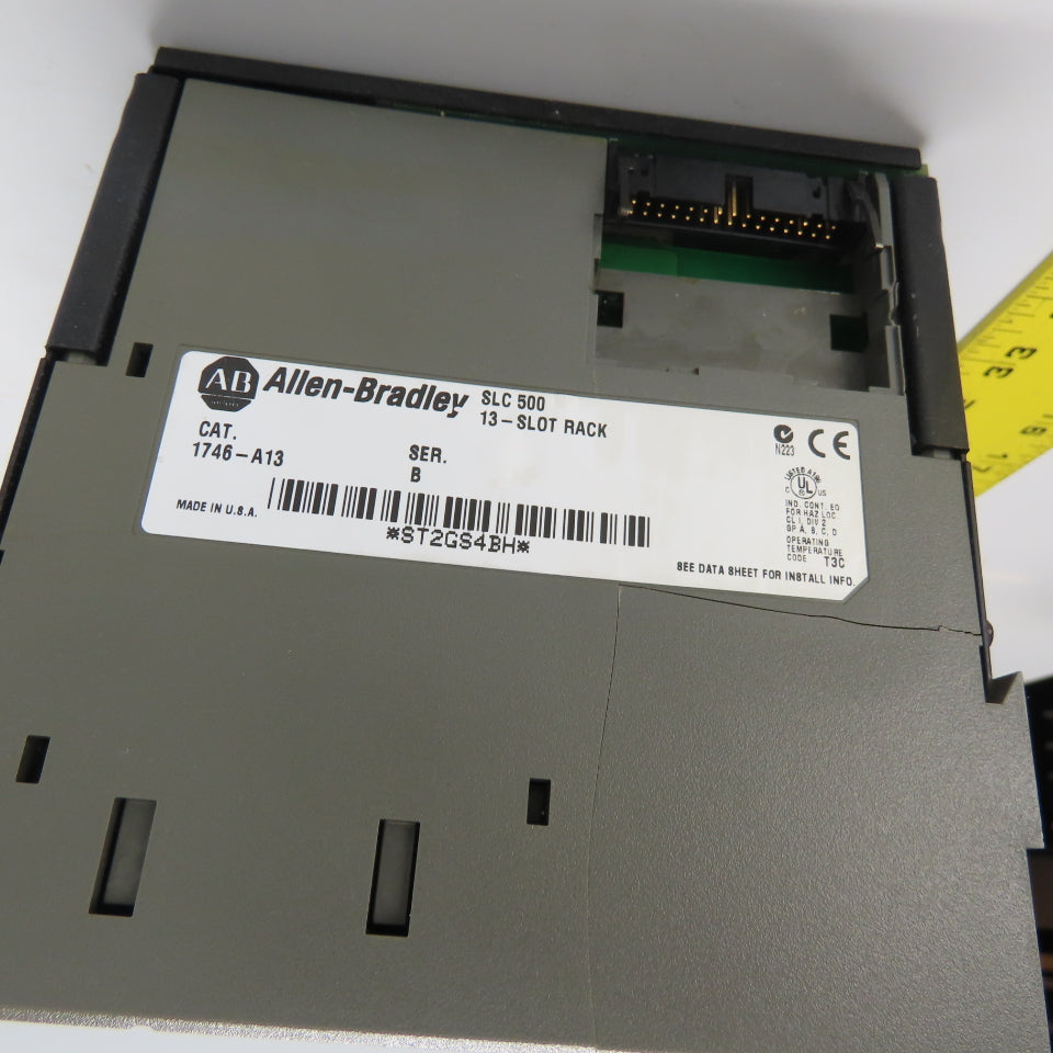 Allen-Bradley 1746-A13 SLC 500 13-Slot Chassis W/ 1746-P2 And 1746-IA16 Modules